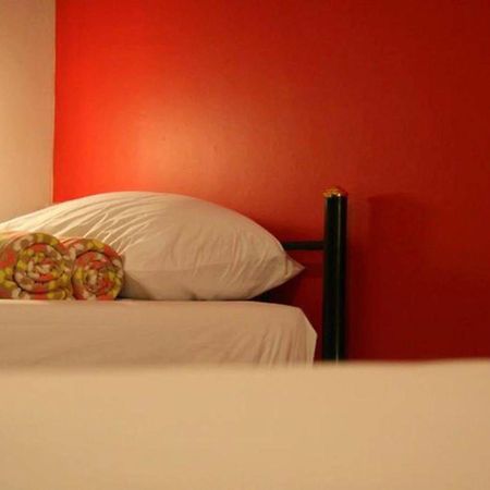 Kool Backpacker Hostel Patong Buitenkant foto