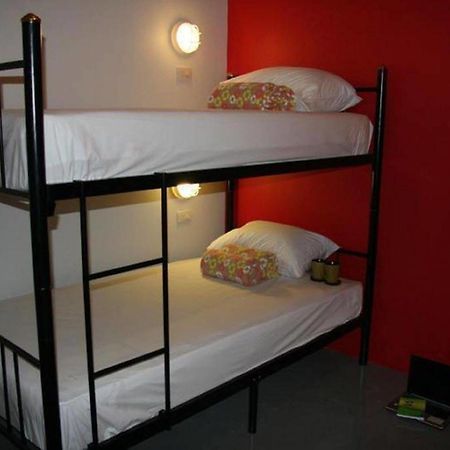 Kool Backpacker Hostel Patong Buitenkant foto